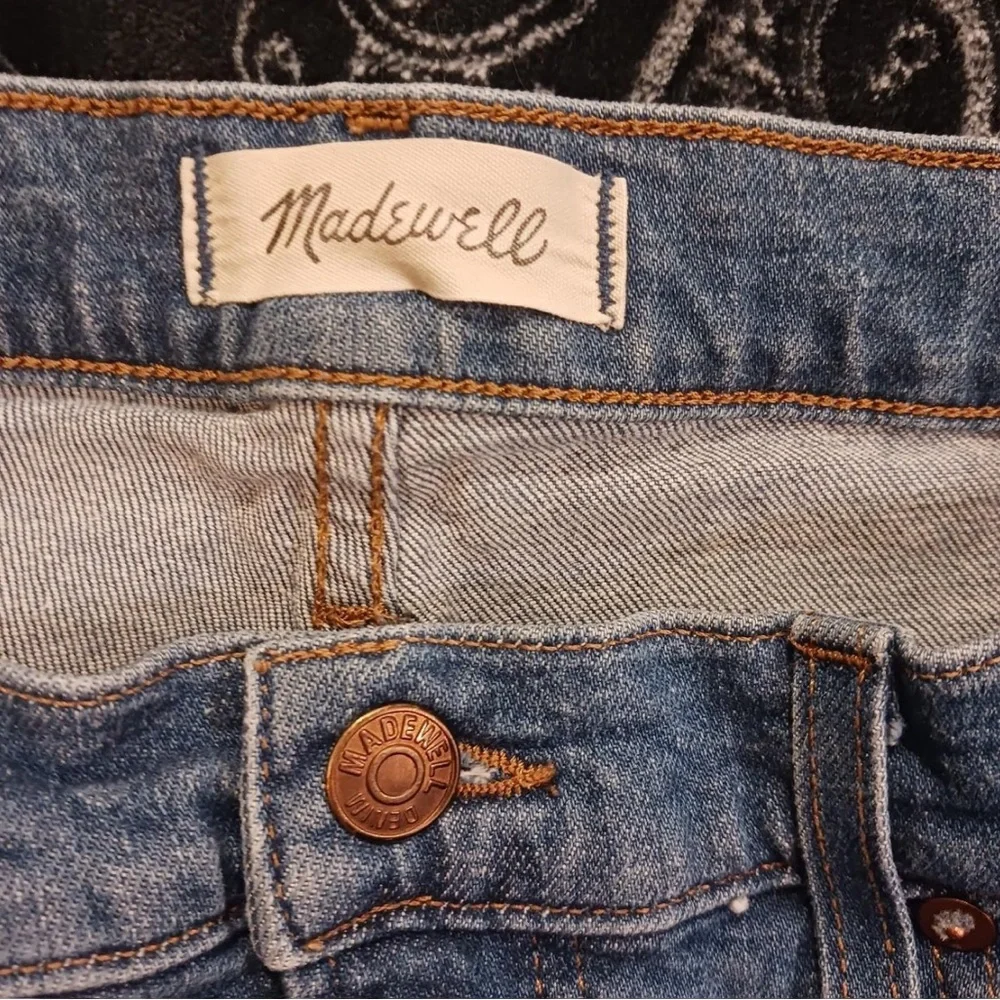 Madewell Perfect Vintage Wide Leg Jeans, size 29 - Picture 4 of 6